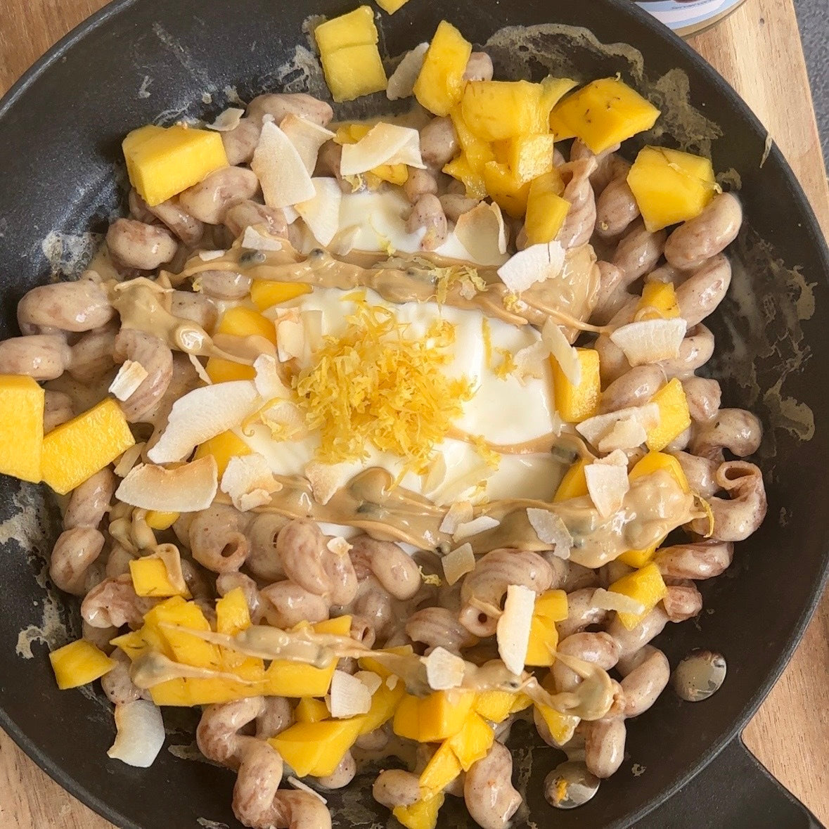 Mango Kokos Frühstückspasta: Das süße Protein-Frühstück, das Dich begeistern wird